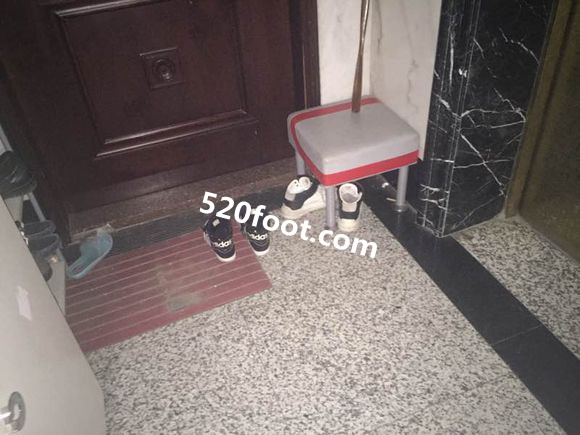 bad36d738bd4b31c776044b08cd6277f9e2ff819.jpg